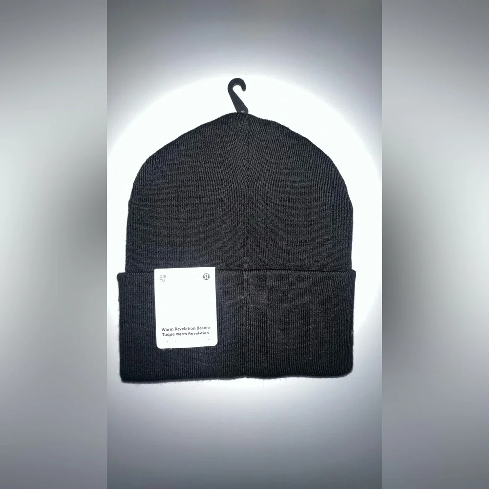 Lululemon Warm Revelation Beanie Black O/S